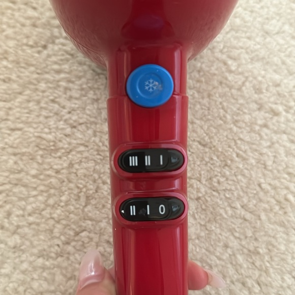 Conair hair dryer with diffuser attachment - Picture 3 of 3